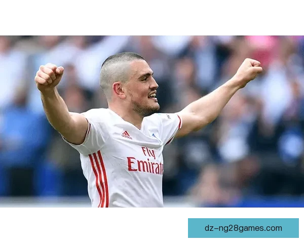 官方勒沃库森今夏租借奥姆林成